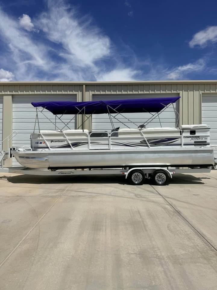 2006 play craft 2600 OB