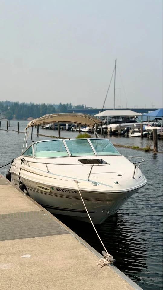 2000 Sea Ray 215 Express Cruiser 215 Express Cruiser