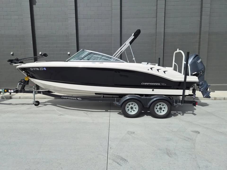 2024 Chaparral 210ssi outboard 210ssi outboard