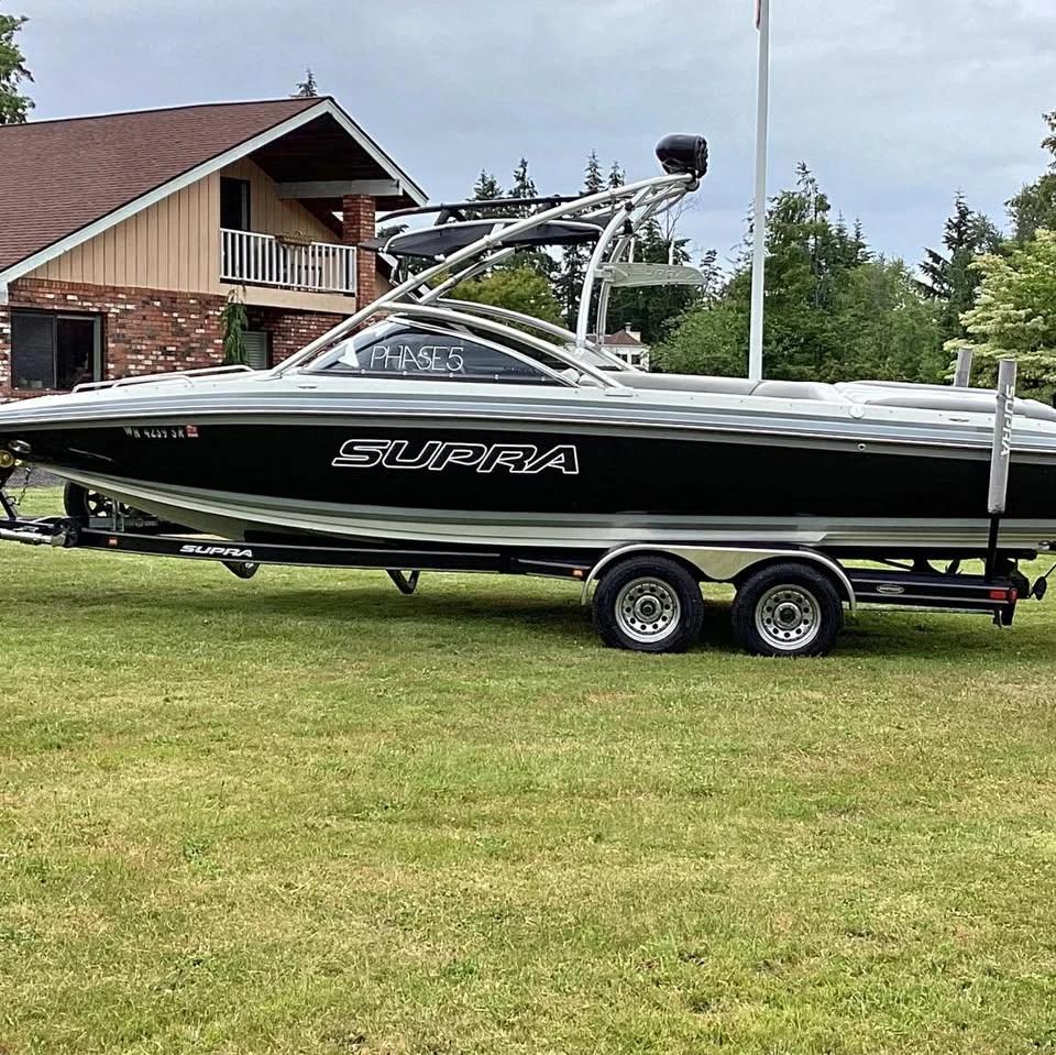 2007 Supra Surf Boat SSV24