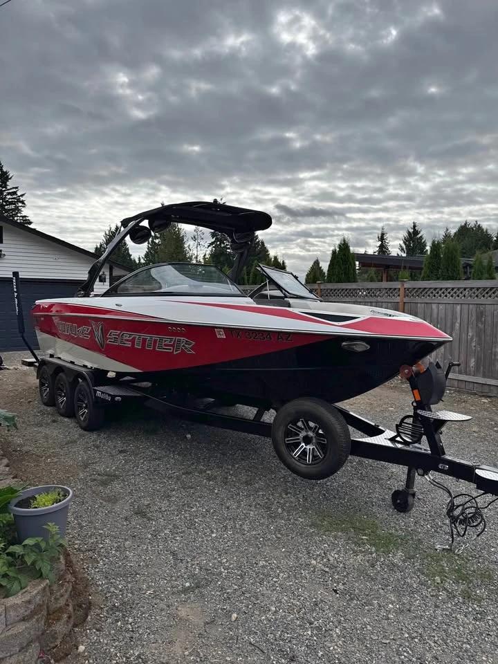 2009 Malibu 247 lsv