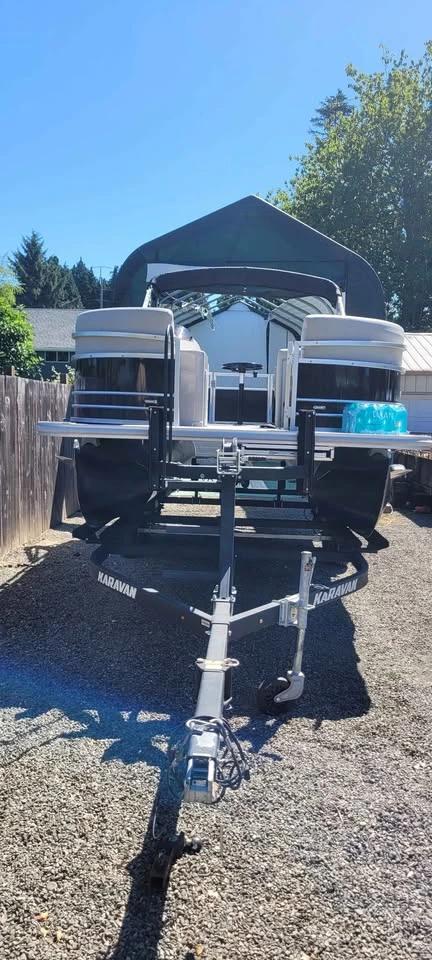 2019 Sun Chaser by Smoker Craft geneva 20 Geneva 20