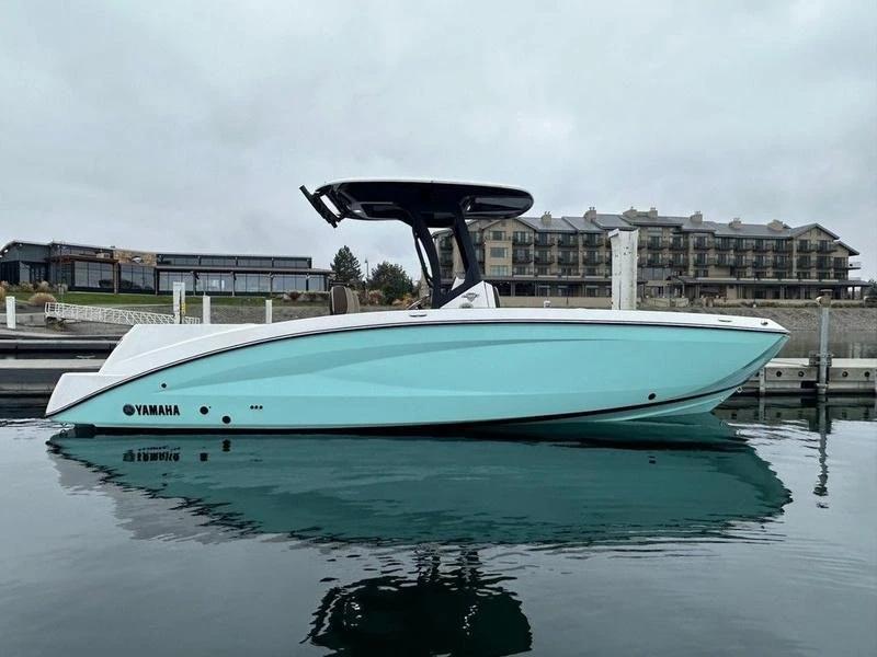 2025 Yamaha Boats 255 fsh sport