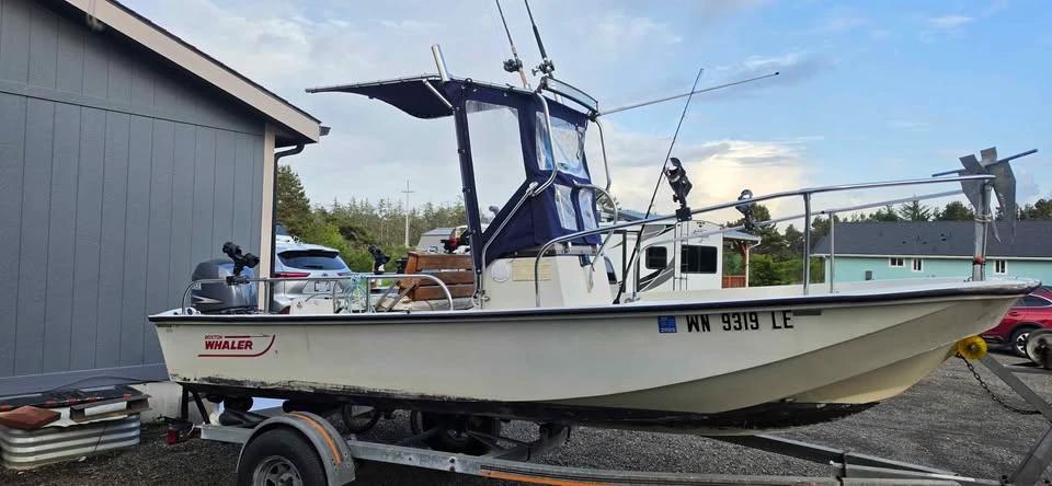 1988 Boston Whaler montauk Montauk 17