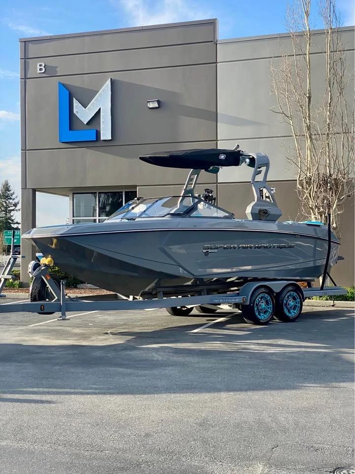2020 Nautique g23