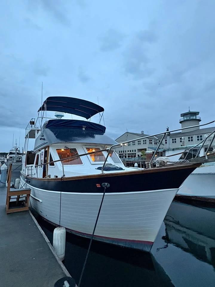 1985 Marine Trader 40' trawler trawler