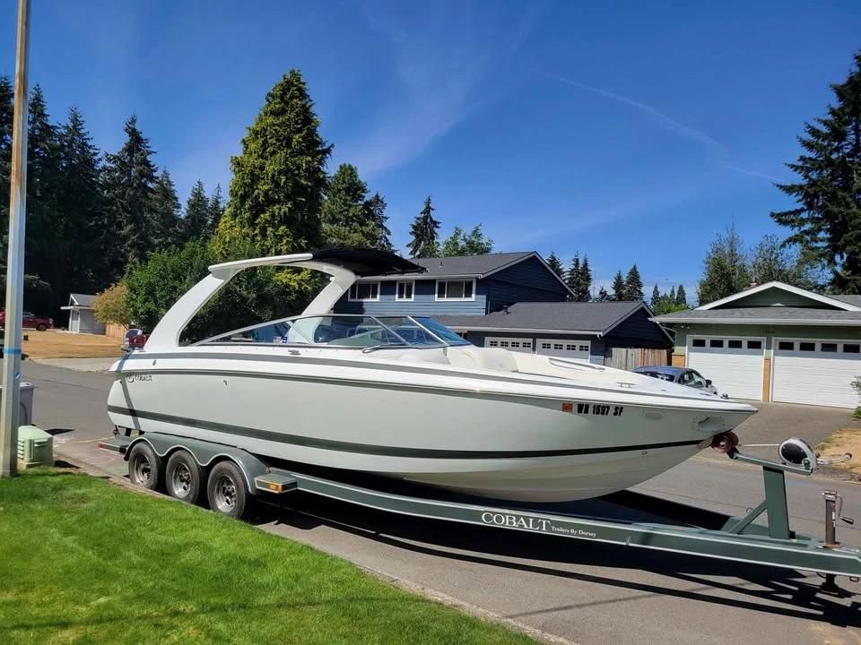 2001 Cobalt 262 powerboat