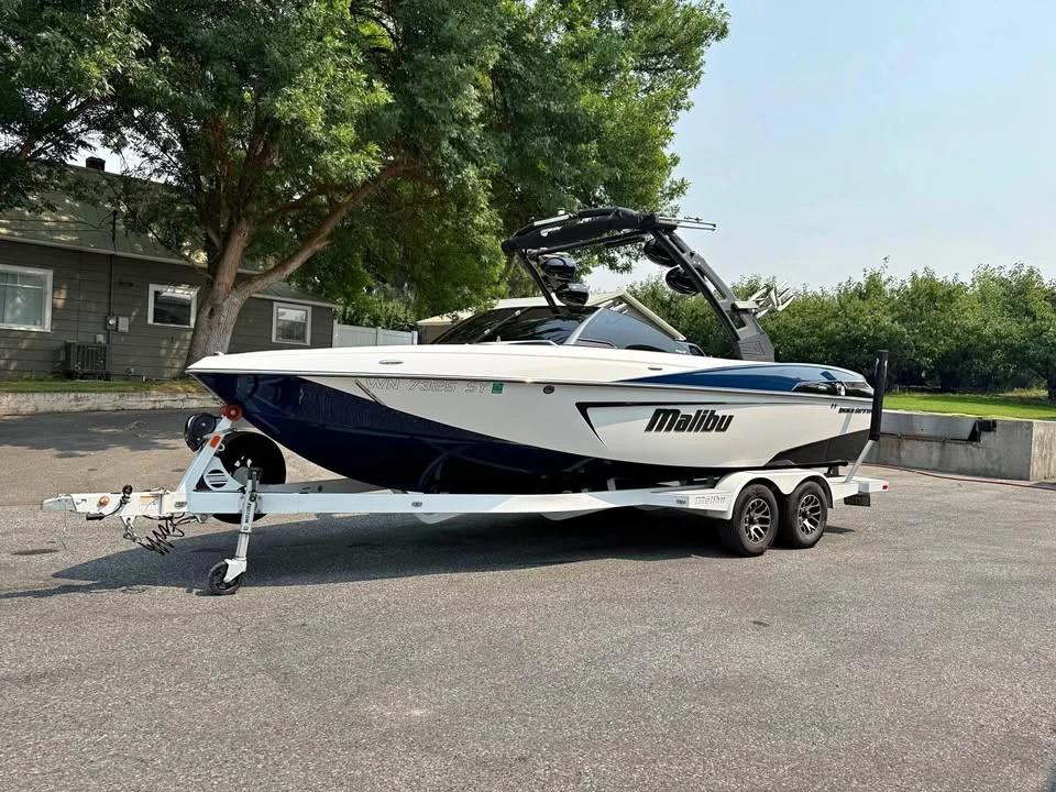 2017 Malibu Wakesetter 23 lsv
