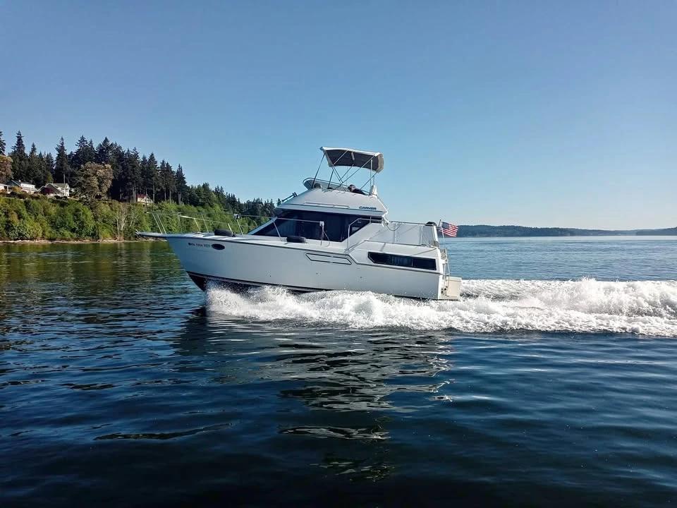 1991 30ft. Carver Very beautiful boat 28 Aft Cabin