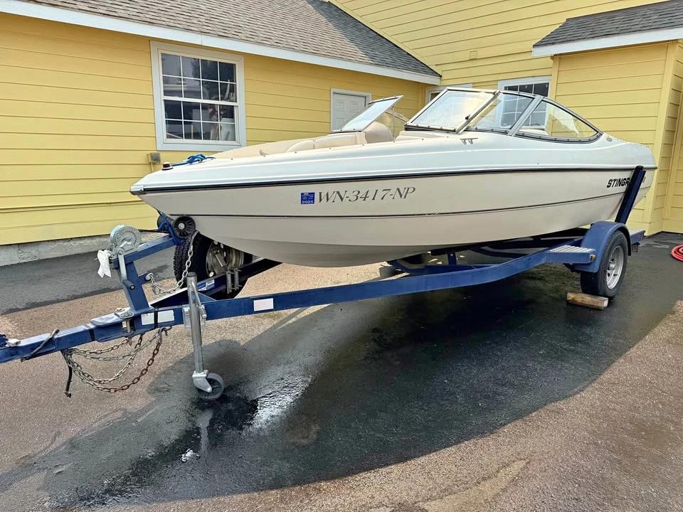 2005 Stingray 185LS 185LS