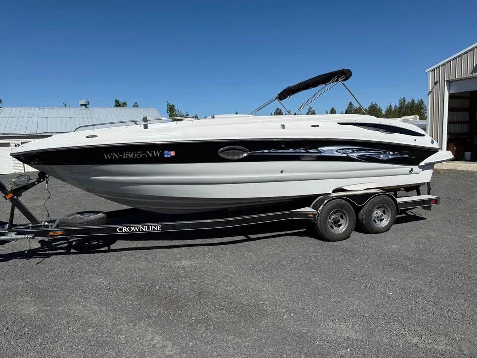 2008 Crownline 240ls