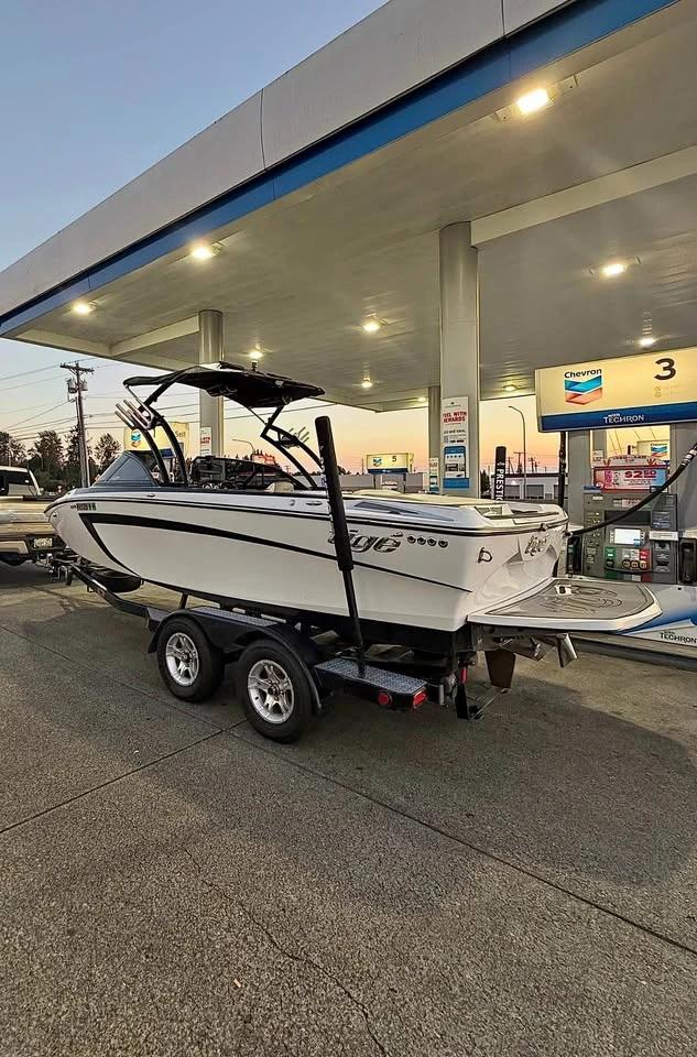 2014 2014 Tige r20 R20