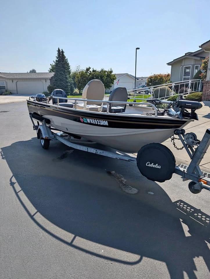 2004 Crestliner Pro Angler