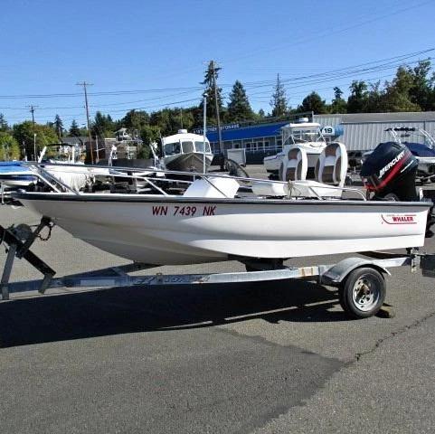 2002 Boston Whaler 130 sport
