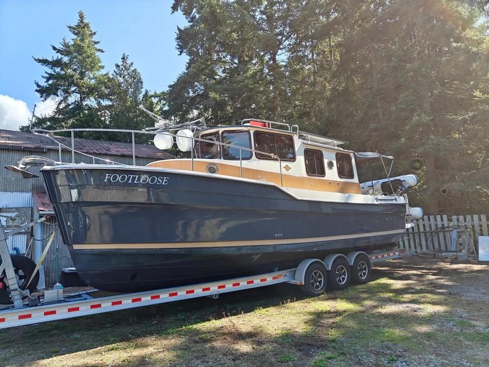 2013 Ranger Tugs r29 sedan northwest edition R-29 S