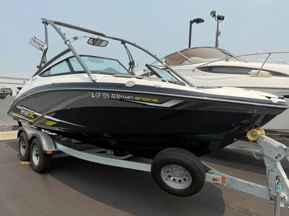 2016 Yamaha 212x